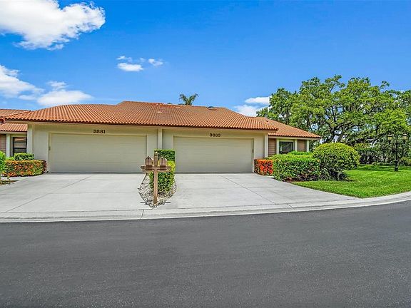 3rd image of 3883 Wilshire Cir W #124