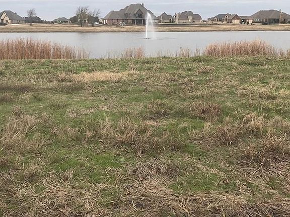 2nd image of 1485 Windpointe Dr