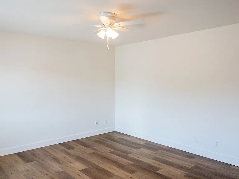 934 Sir Francis Drake Blvd #7 — Photo 22