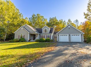 61 Erica Ln, Bowdoin, ME 04287