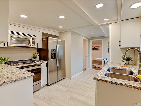 2nd image of 815 Lowell Boulevard