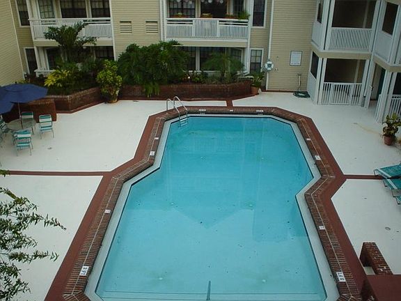 3rd image of 1000 W Horatio St APT 307