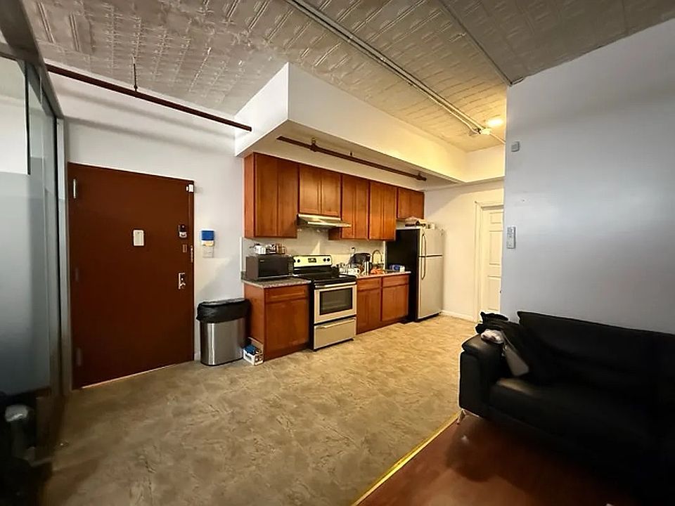 2nd image of 94 Bowery #3