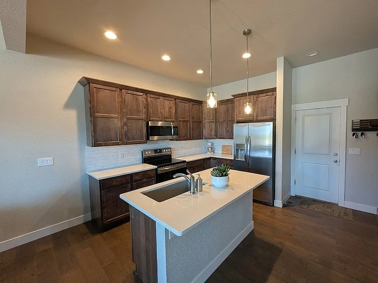 5111 Longshaw Ct #5 — Photo 3