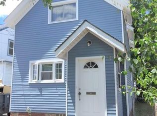 8 Pleasant St, Medford, MA 02155