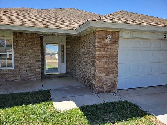 4th image of 2301 Jadyn Ln