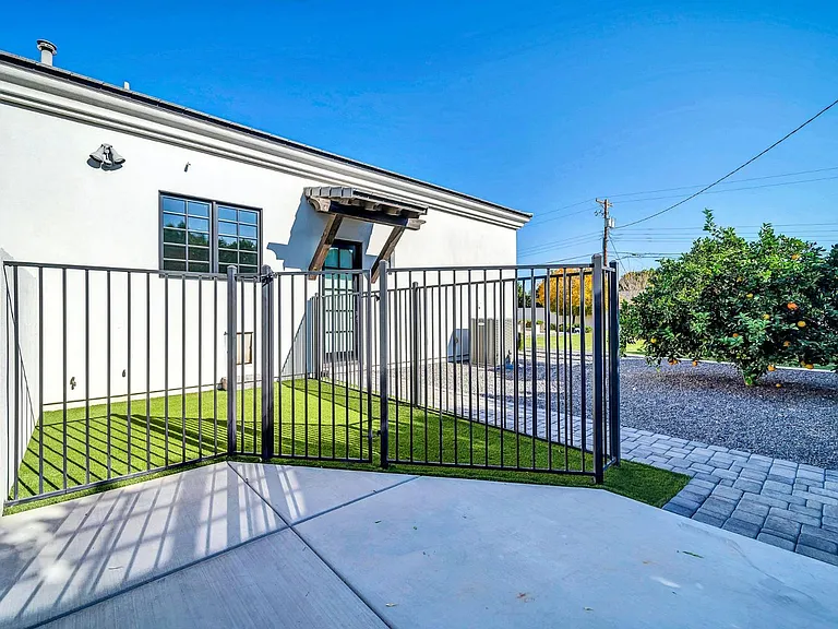 4819 N 68th Pl — Photo 35