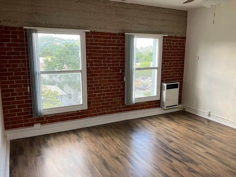 5233 Monte Vista Street — Photo 14
