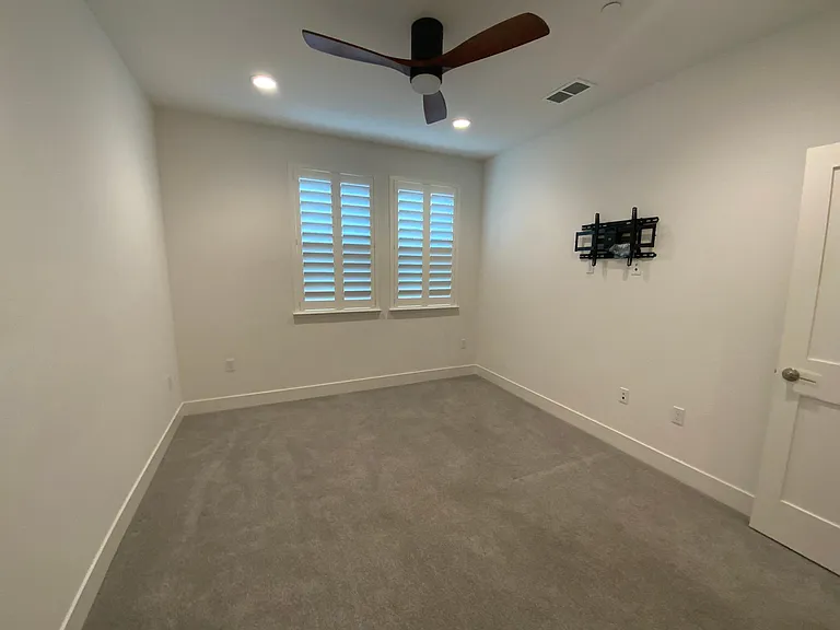 740 Tranquility Cir #2 — Photo 26