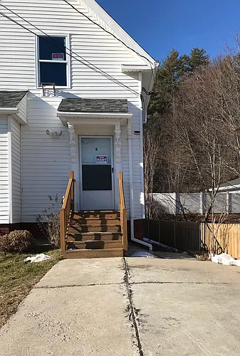 575 White Mountain Hwy #B Photo 1