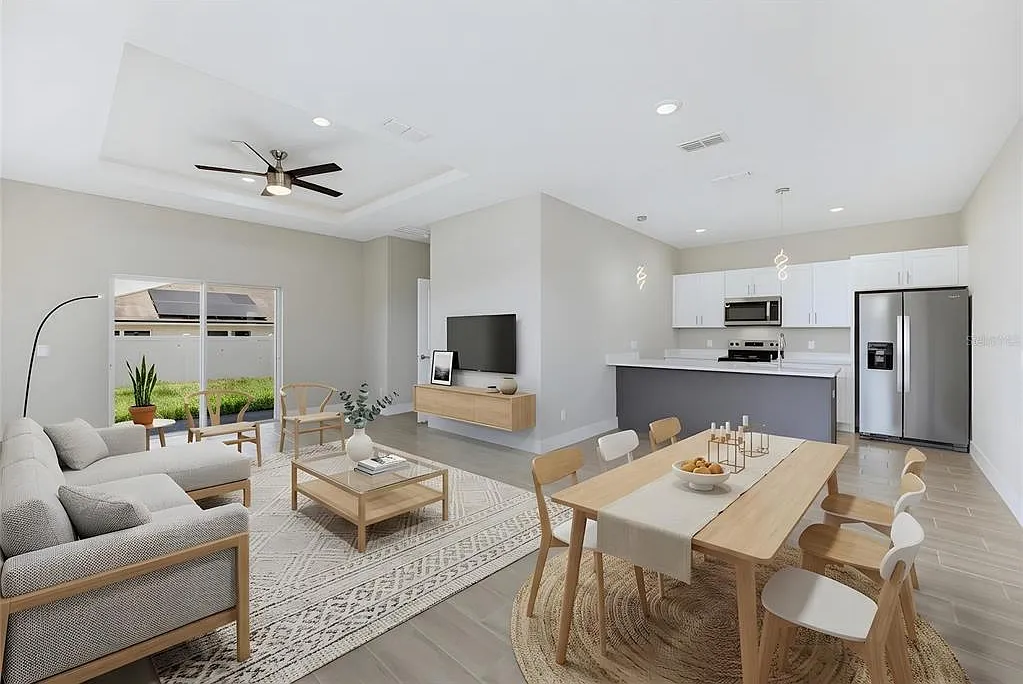 3 bed, 2.0 bath, 1287 sqft, $1,650 — Photo 3
