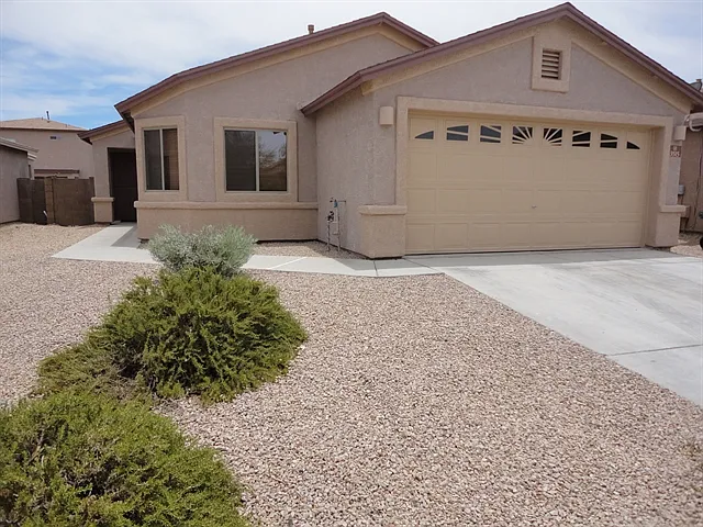 3515 W Center Mountain Way