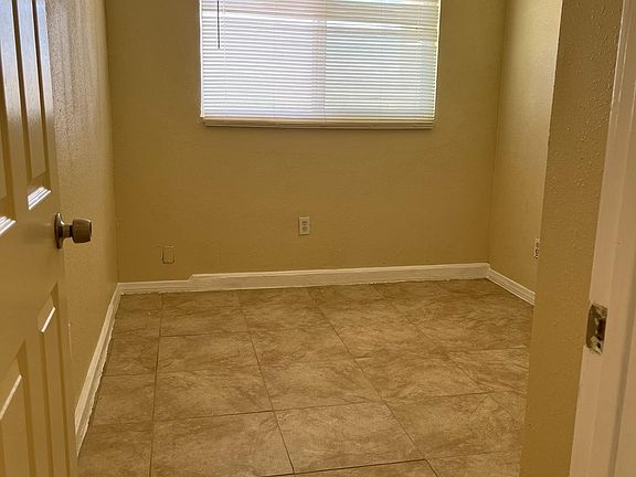 3rd image of 405 N 1st Ave APT 6