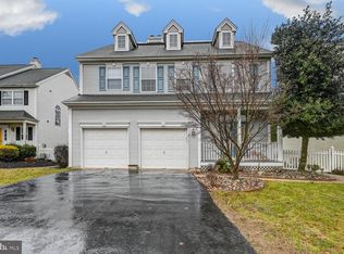 4 Saylor Ct, Plainsboro, NJ 08536