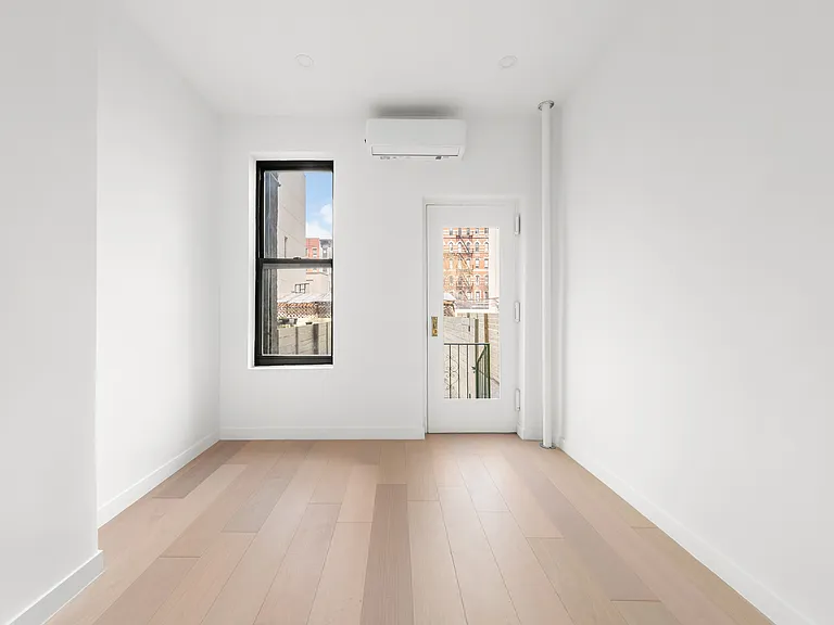 177 E 3rd St #1E — Photo 2