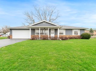 103 Main St, Sugar Grove, IL 60554