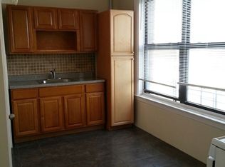 36-54 35th St #25, Astoria, NY 11106