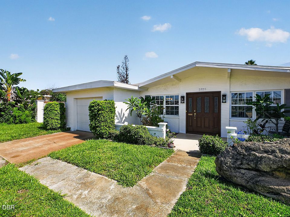 1st image of 2525 Coral Way W #1
