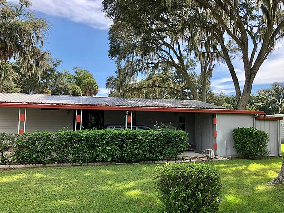2nd image of 1977 Amberwood Dr
