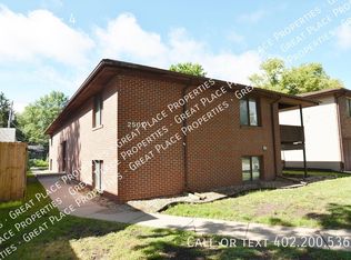 2507 E St APT 4, Lincoln, NE 68510