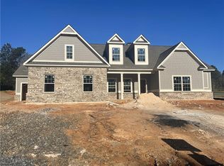 1437 Henderson Rige Ln, Loganville, GA 30052