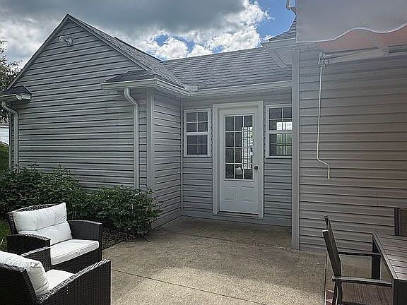 2nd image of 209 Wendel Rd