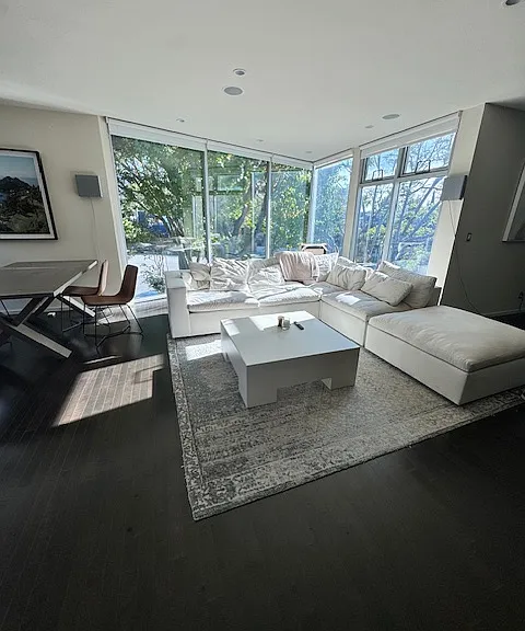 601 Angelus Pl #1 — Photo 4