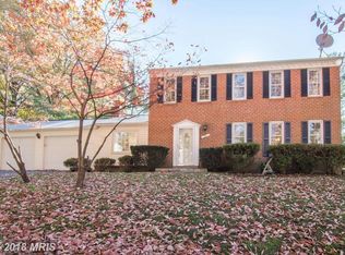 1 Grovepoint Ct, Bethesda, MD 20854