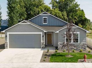 822 Ash Pine Way, Meridian, ID 83642
