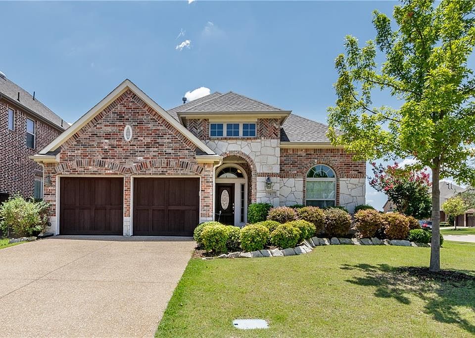 1st image of 7817 Great Divide Ln