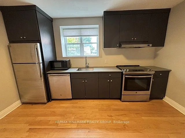 1 bed, $1,300 — Photo 3