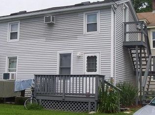 102 Hawley St APT 1R, Northampton, MA 01060