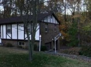 5720 Bayer Dr, Evansville, IN 47712