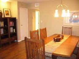 5th image of 10811 Greenwillow Dr #20