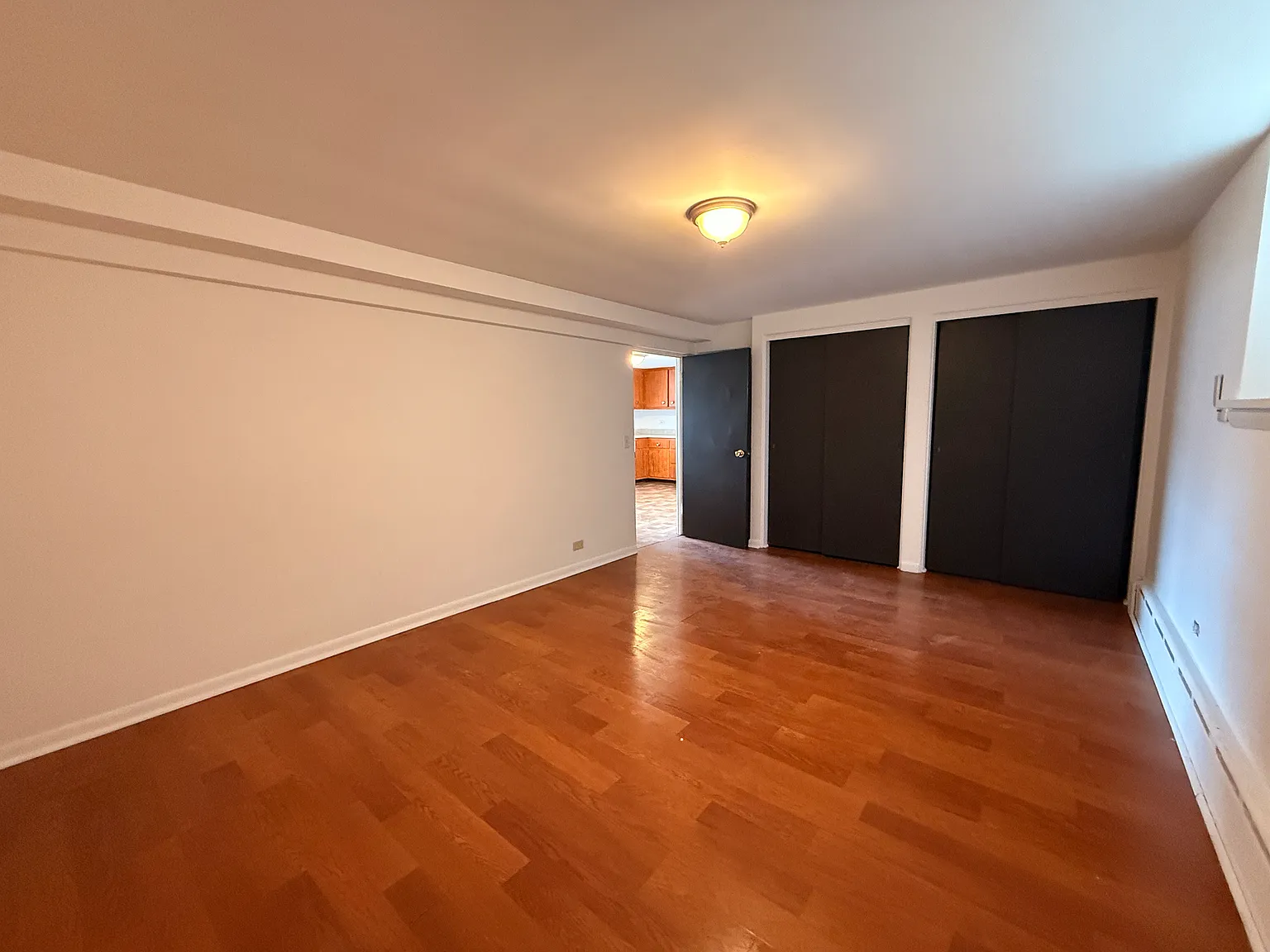 3 bed, 1.5 bath, 1500 sqft, $1,800 — Photo 4