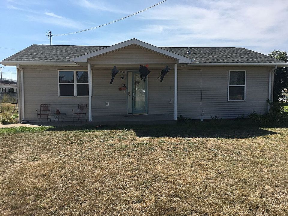 1st image of 2520 W 9th St