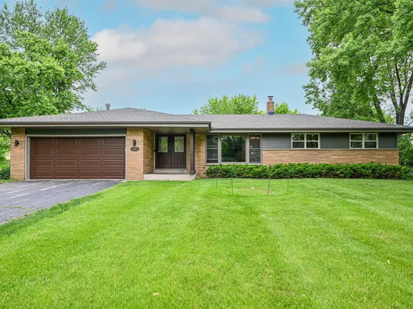 1885 North 166th STREET, Brookfield, WI 53005