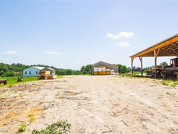 4th image of 3825 Pryor Rd