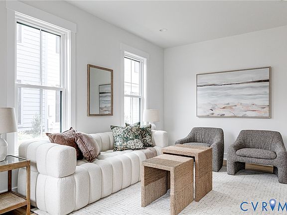4th image of 1827 W Cary St #A