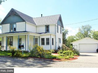 512 Broadway St S, Jordan, MN 55352