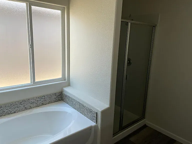 661 Granada Ct — Photo 14