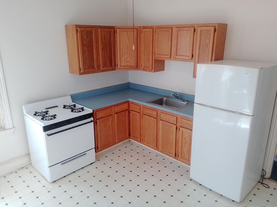 1st image of 3710 Hamilton St #2
