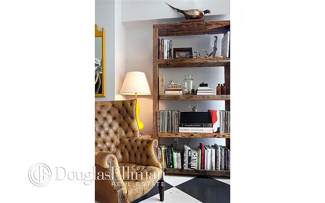 Rented by Douglas Elliman | media 19