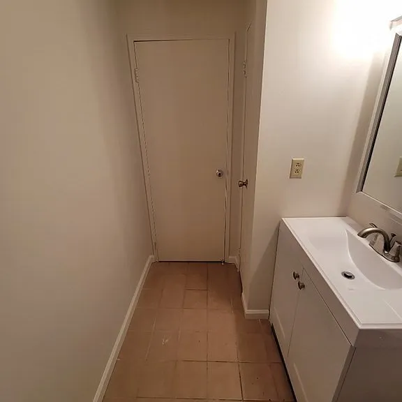 175 Ward St #11 — Photo 7