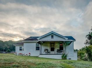 122 Barr Rd, Blountville, TN 37617