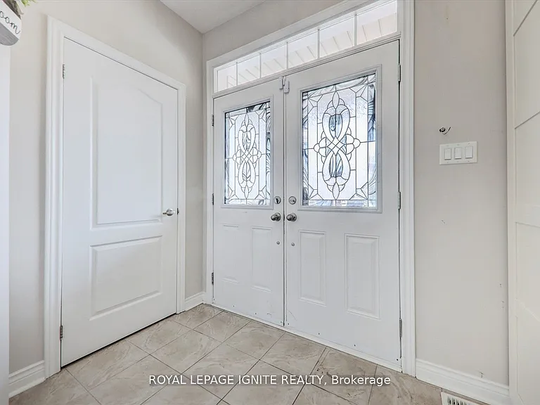 102 Garrardview St — Photo 5