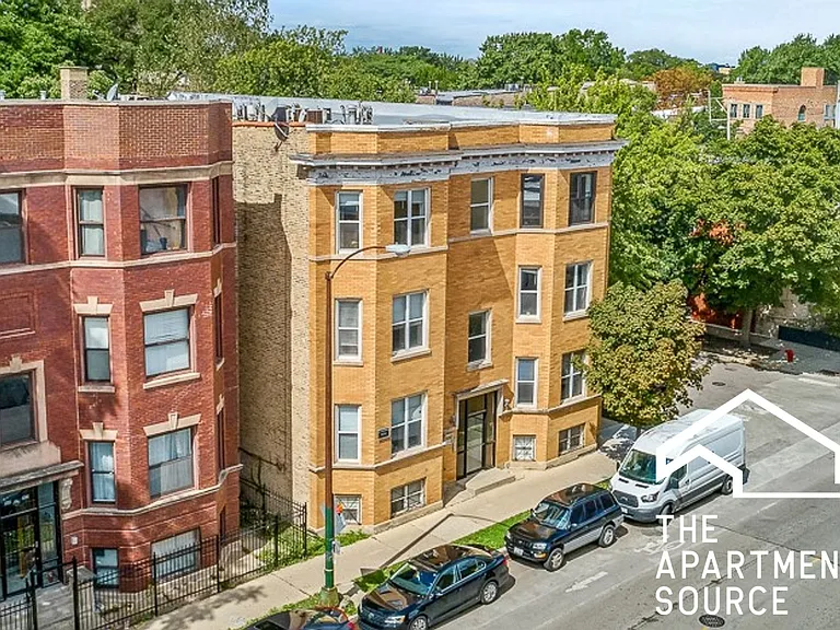 1020 N Damen Ave #11 — Photo 6
