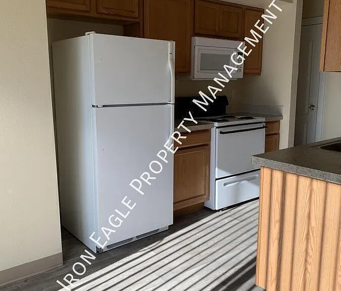 5908 W Port Ln #101 — Photo 7