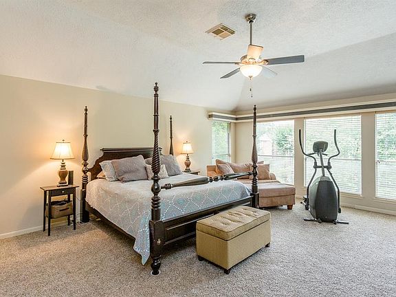 5th image of 1403 Westray Ct
