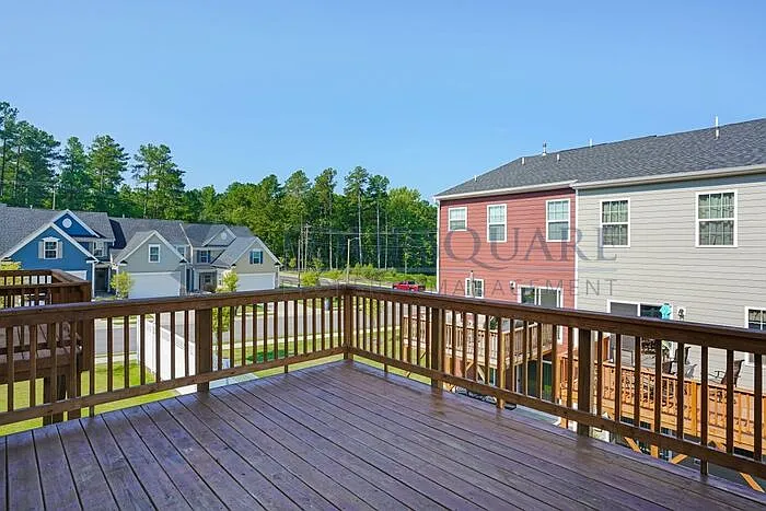 107 Cross Country Way — Photo 6